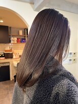 カールム(carlm)&nbsp;自然な丸み◎ツヤ髪ストレートセミロング　薬院/今泉