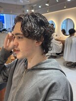 キャンバス バイ ネオリーブ 横浜西口(Canvas by neo.) 横浜★メンズパーマセンターパートウルフ