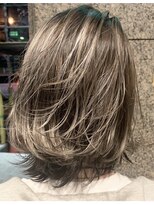 ウィルゴ(VIRGO)&nbsp;白髪ぼかしハイライト/ミルクティーベージュ/40代50代肩上ボブ