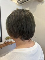 スノウ(snow)&nbsp;あおな白髪ぼかしマッシュ（刈り上げ）