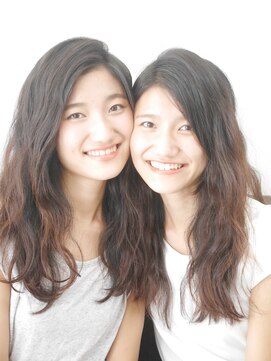 美容室 エイム(ame) メリハリウエーブヘアー