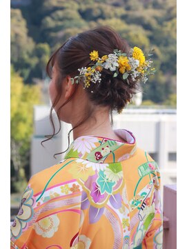 ビアージュ(Viage) 【バックカチューシャが可愛い】卒業式ヘアアレンジ