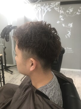 アンベリール(Embellir) メンズパーマ