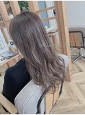 ペールグレーカラー