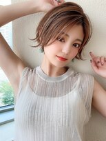 大人かわいいひし形シルエット ショコラグレージュ 外ハネ 小顔