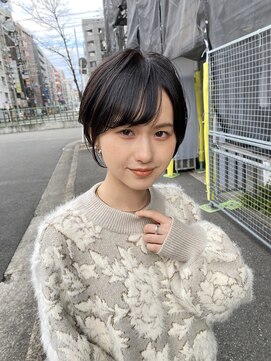 イオエ(ioe) イメチェン/外ハネボブ/ワイドバング/ブルーブラック/美髪