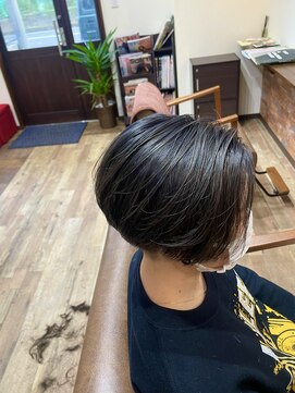 美容室ふくろう 前下がりボブ