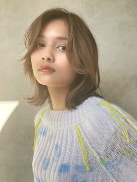 メゾンドイギー(MAISON de IGGY) ◎グレーベージュ前髪パーマレイヤーロング黒髪小顔カット