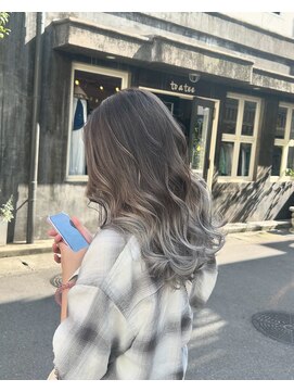エニーテラス(Eny Terrace) balayage × silver