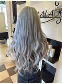 ホワイトシルバーカラー ロングヘア