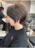 白髪ぼかし/イメチェンヘアスタイル/前髪カタログ/ショートボブ