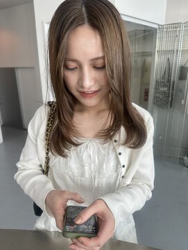 カシェル(cashel) ブラウンカラーとレイヤーカット