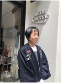 顔周りレイヤー・ショートヘア