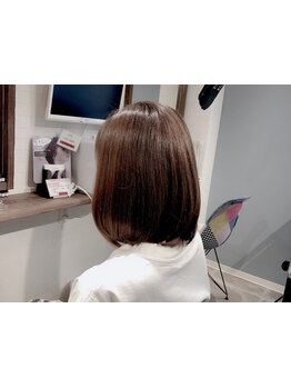 お手頃価格で"プロの白髪染め"が叶う♪定期的に通いやすいのも嬉しいPoint!強髪プログラムや[Rezo]も人気◎