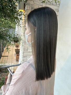 ココロヘアー ウィル 半田山店(Cocolo hair Will) 透明感グレージュ×インナーカラー