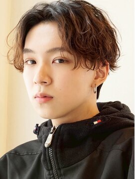 アズ ワン(AS ONE) 波巻きパーマツイストスパイラルパーマツーブロックメンズ黒髪