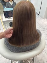 ロンドルピナス 小倉(Lond Lupinus) ミディアムレイヤーカット/似合わせカット/大人ガーリー/20代