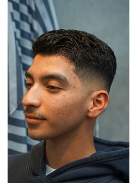 タフ バーバーショップ(TOUGH BARBER SHOP) スキンフェード