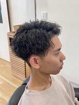 コウ(KOH)&nbsp;ツイストスパイラル×刈り上げマッシュ｜ウェット仕上げ