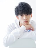 ‘‘くずし髪’’ショートマッシュ