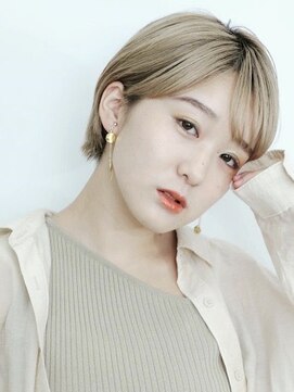 ブティック(boutique) ダブルカラー×ナチュラルショートボブ