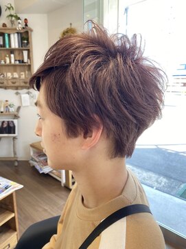 ヘアクリエイト カルム(Hair create CALME) ショートスタイルにピンキーアッシュカラー