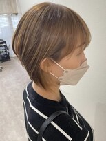 ルピナス(Lupine.)&nbsp;白髪をぼかすハイライト&ショート