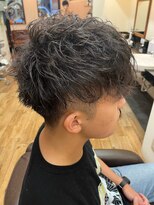 バーバーショップテト(barber shop tete)&nbsp;前下がりスパイラル