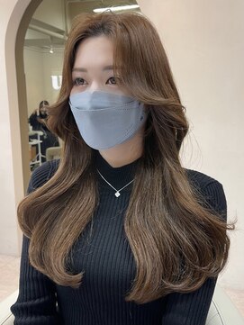 ユニ 表参道(uni) 大人気の韓国風くびれレイヤーカット/ヨシンモリ/エギョモリ