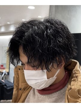 レイズ 名古屋駅(RAYS) ゆるツイストスパイラルパーマ無造作センターパート　　h