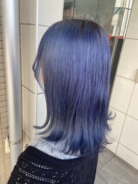 ミラシィ 成田(Mirashy) 外ハネボブ×ブルーカラー[成田駅]