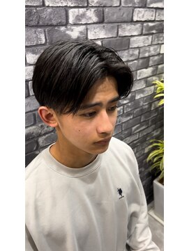 プラウド(PROUD) センターパート/田町/床屋/メンズカット/シェービング