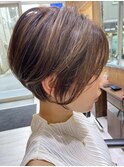ショートボブ