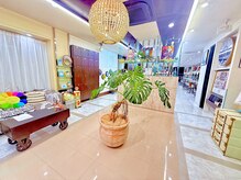 アース 大分セントポルタ店(HAIR&MAKE EARTH)の雰囲気（☆お洒落で広々とした店内☆☆PAYPAY、クレジット等完備☆）