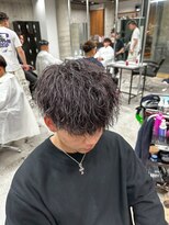 イーラ(era) ツイストスパイラルパーマ/メンズ/刈り上げ/眉毛/ツイスト