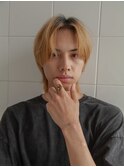 メンズミディアムウルフカットセンターパートブリーチ