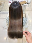 【縮毛矯正】圧倒的なツヤとまとまり！美髪ロングストレート