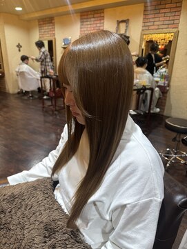 フェイバー 赤坂店(FAVOR) クロノロジストでツヤサラに!