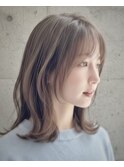 外ハネベージュカラー