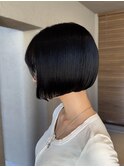ぱつっとボブ