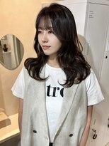ラル(Lalu)&nbsp;20代/30代/40代/レイヤーカット/段カット/くびれヘア