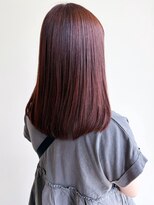 アヴァンセ サニー美容室&nbsp;チェリーピンクブラウン 髪質改善ストレート 艶髪 セミロング