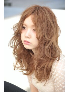 ザ ランド(THE LAND) 外国人風ウエーブヘア