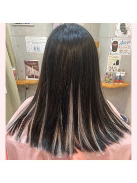 ヘアーファクトリー リュウ(Hair factory RYU) シールエクステ シルバーアッシュ