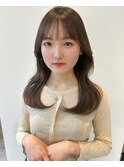 くびれレイヤーミディアム 小顔顔周りカット