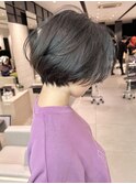 髪質改善カラーアッシュネイビーハンサムショートボブ