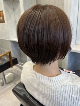 ハウオリ(Hau'oli)の写真/デザイン＆フォルムにこだわった柔らかい質感のショートヘアやボブなど創り込みすぎないStyleが人気！