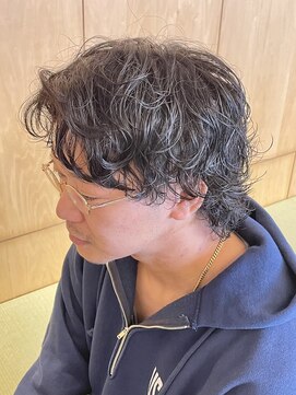 ニアウ 伊勢崎連取店(Niau) 波巻きスパイラルパーマツイストスパイラルパーマシャドウパーマ