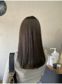 暗すぎないグレージュカラー×顔周りレイヤー×透明感カラー