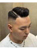 サイドパート　スキンフェード　アイロンパーマ